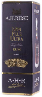 A.H. Riise Non Plus Ultra Rum 40% 0,7L